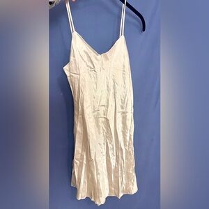 Vintage 90’s satin silver dress size small.